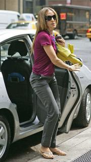 Sarah Jessica Parker feet photo thumbnail