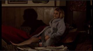 Sarah Jones feet photo thumbnail