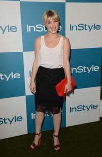 Sarah Jones feet photo thumbnail