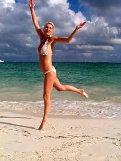 Sarah Kern feet photo 6