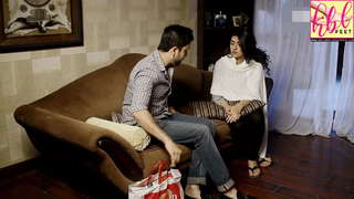 Sarah Khan feet photo thumbnail