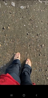 Sarah Khan feet photo thumbnail
