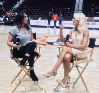Sarah Kustok feet photo 9