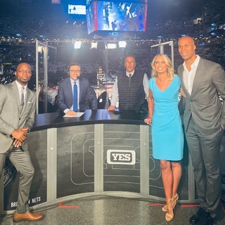 Sarah Kustok feet photo 1