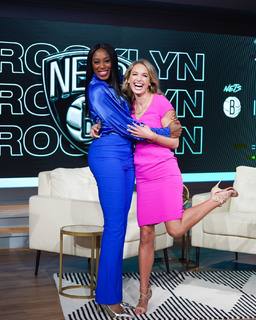 Sarah Kustok feet photo 19