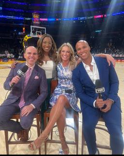 Sarah Kustok feet photo 12