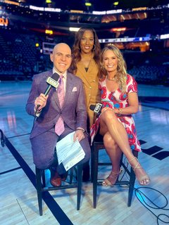 Sarah Kustok feet photo 15