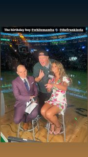 Sarah Kustok feet photo 1