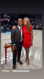 Sarah Kustok feet photo 13