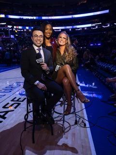 Sarah Kustok feet photo 17