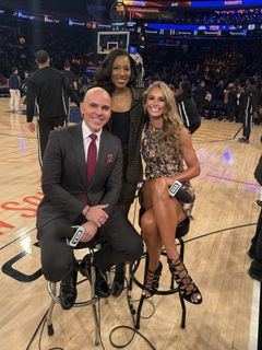 Sarah Kustok feet photo 7