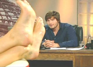 Sarah Kuttner feet photo 14