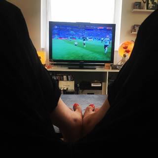 Sarah Kuttner feet photo 1