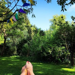 Sarah Kuttner feet photo 8