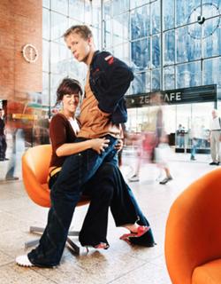 Sarah Kuttner feet photo 9