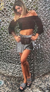 Sarah Lopez feet photo 9
