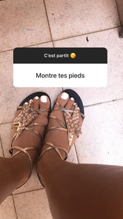Sarah Lopez feet photo 11
