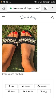 Sarah Lopez feet photo 10
