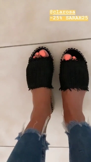Sarah Lopez feet photo 15