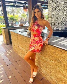Sarah Lopez feet photo 1
