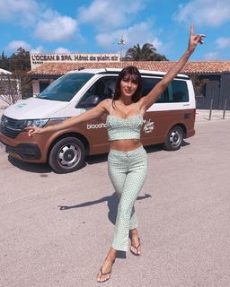 Sarah Lopez feet photo 10
