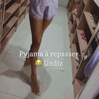 Sarah Lopez feet photo 8