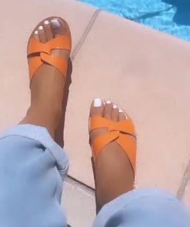 Sarah Lopez feet photo 17