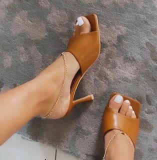 Sarah Lopez feet photo 20