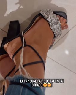 Sarah Lopez feet photo 17