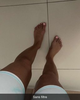 Sarah Lopez feet photo 8