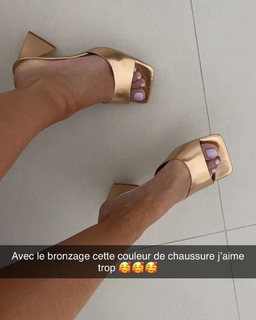 Sarah Lopez feet photo 12