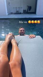 Sarah Lopez feet photo 16