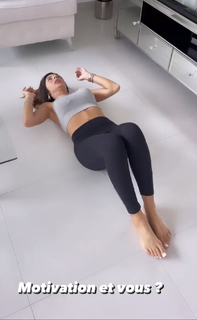 Sarah Lopez feet photo 14