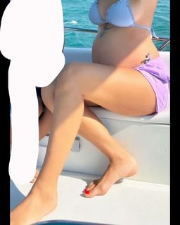 Sarah Lopez feet photo 1