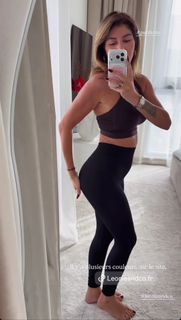 Sarah Lopez feet photo 18
