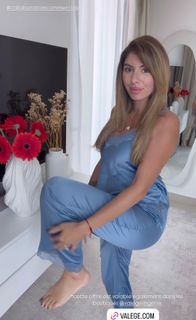 Sarah Lopez feet photo 7