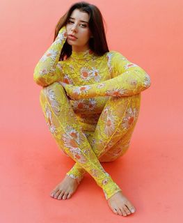 Sarah McDaniel feet photo 10