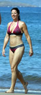 Sarah McLachlan feet photo thumbnail