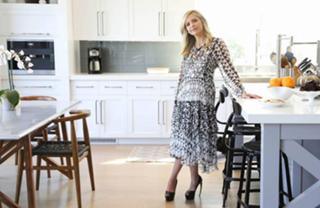 Sarah Michelle Gellar feet photo thumbnail