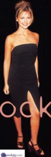 Sarah Michelle Gellar feet photo thumbnail