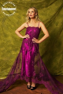 Sarah Michelle Gellar feet photo thumbnail