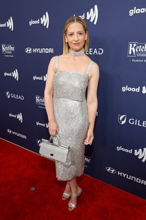 Sarah Michelle Gellar feet photo thumbnail