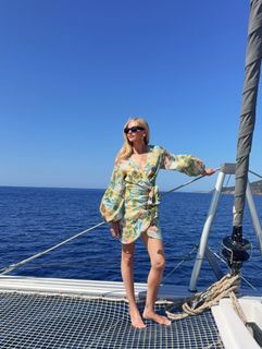 Sarah Michelle Gellar feet photo thumbnail