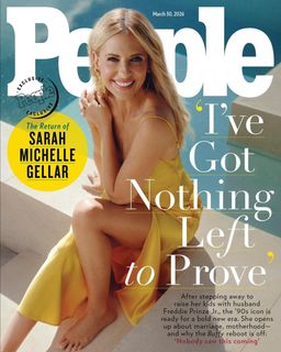 Sarah Michelle Gellar feet photo 16