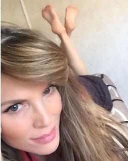 Sarah Mintz feet photo 13