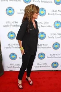 Sarah Palin feet photo thumbnail