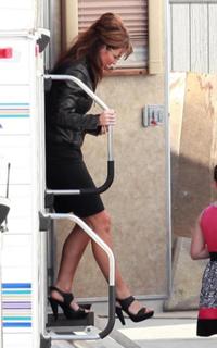 Sarah Palin feet photo thumbnail