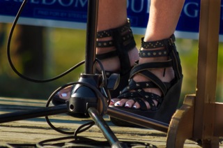 Sarah Palin feet photo thumbnail