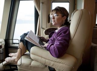 Sarah Palin feet photo thumbnail