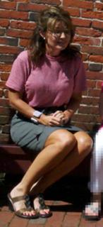 Sarah Palin feet photo thumbnail